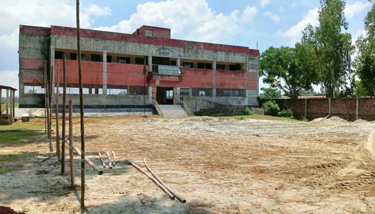 Cattle market occupies school grounds on bnp leaders orders