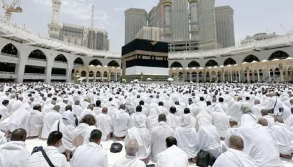 Holy hajj today rituals begin at arafa