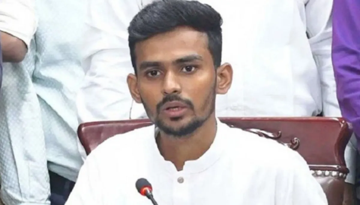 Advisor asif wants to provide part time job opportunities for students in government offices
