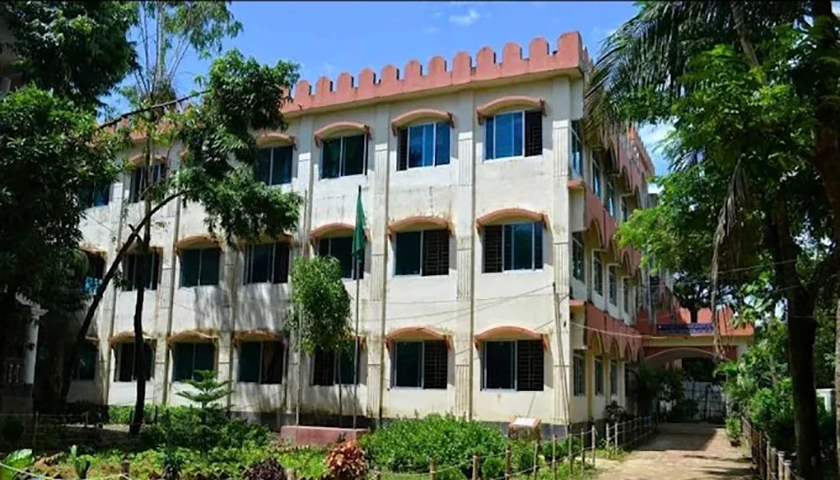 ইসলামিয়া মহিলা কামিল মাদরাসা কক্সবাজারে নিয়োগ বিজ্ঞপ্তি | চাকরির খবর নিউজ 
