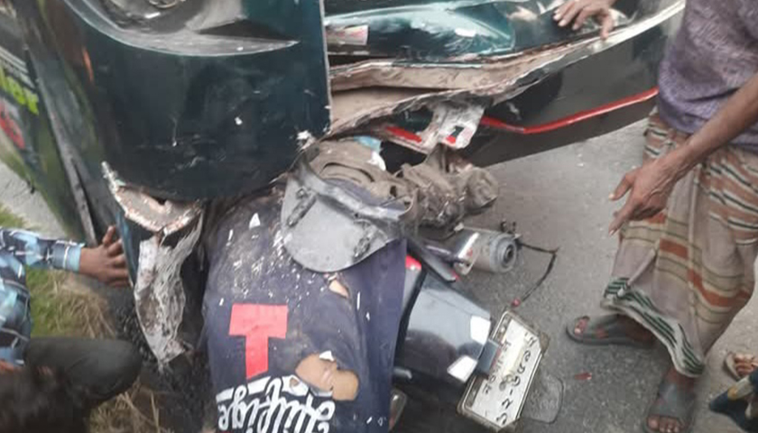 মোটরসাইকেলের নিয়ন্ত্রণ হারিয়ে ৩ শিক্ষার্থীর মৃত্যু | বিবিধ নিউজ 