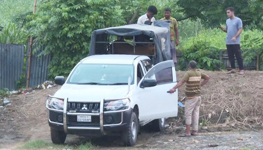 সরকারি গাড়িতে ইউএনওর গরু, সমালোচনার ঝড় | বিবিধ নিউজ 
