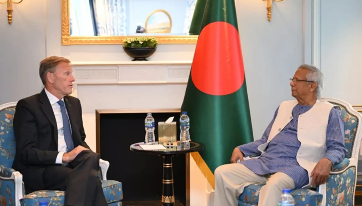 Airbus executive vice president meets with chief advisor