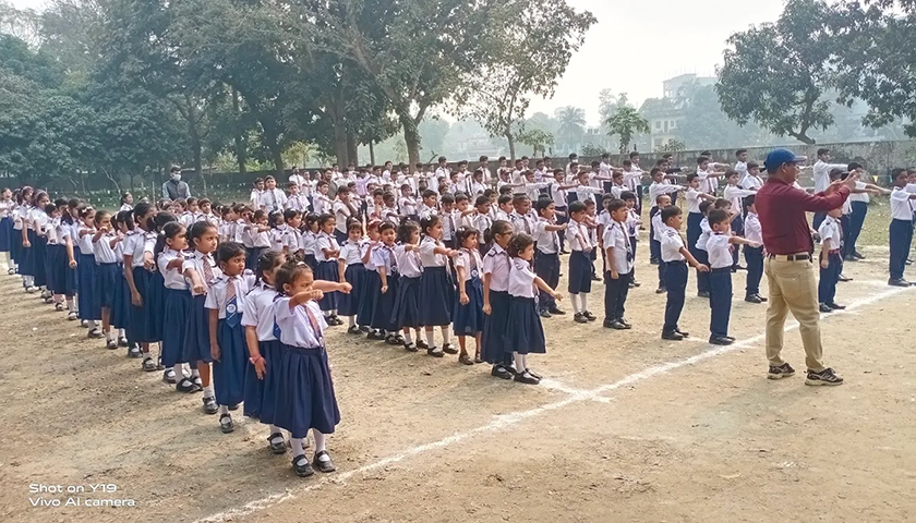দি টাঙ্গাইল ক্যাডেট স্কুল এন্ড কলেজে নিয়ােগ বিজ্ঞপ্তি | কলেজ নিউজ 