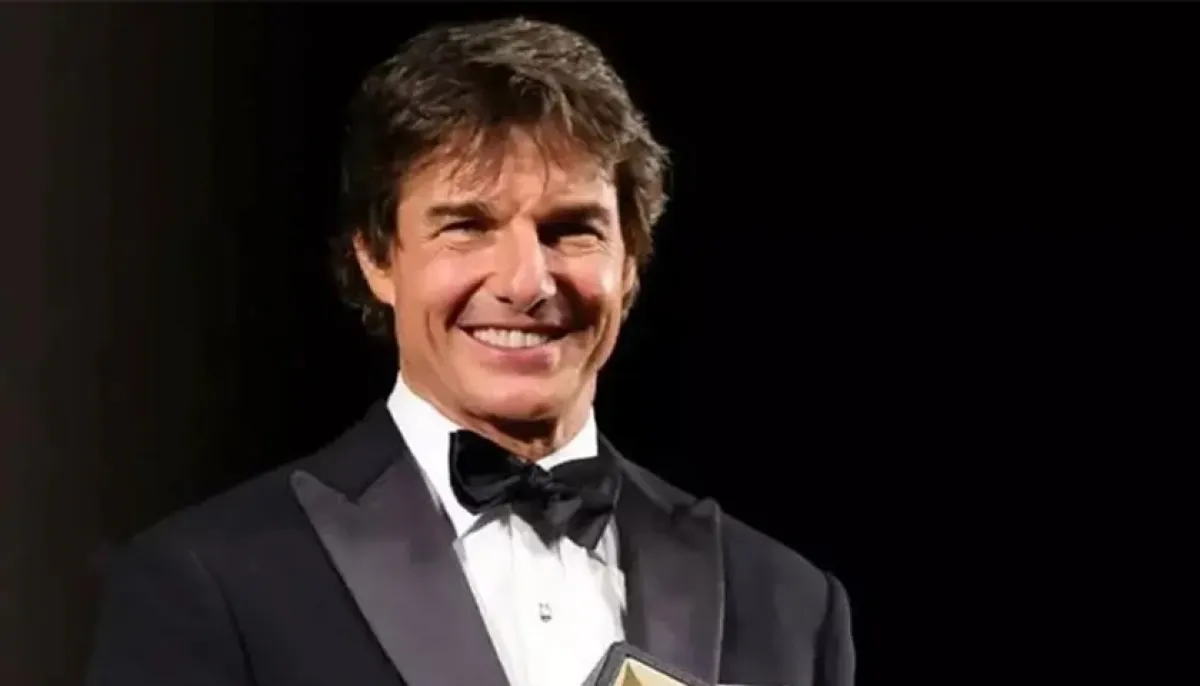 Tom cruise to receive honorary oscar in career first