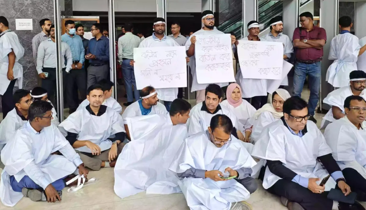 Nbr officials begin pen down strike again