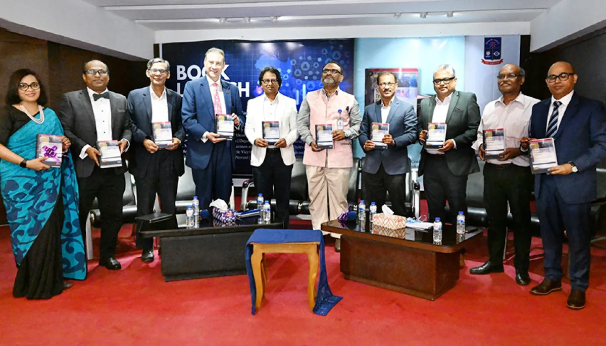 Du launches book marketing in a transition economy
