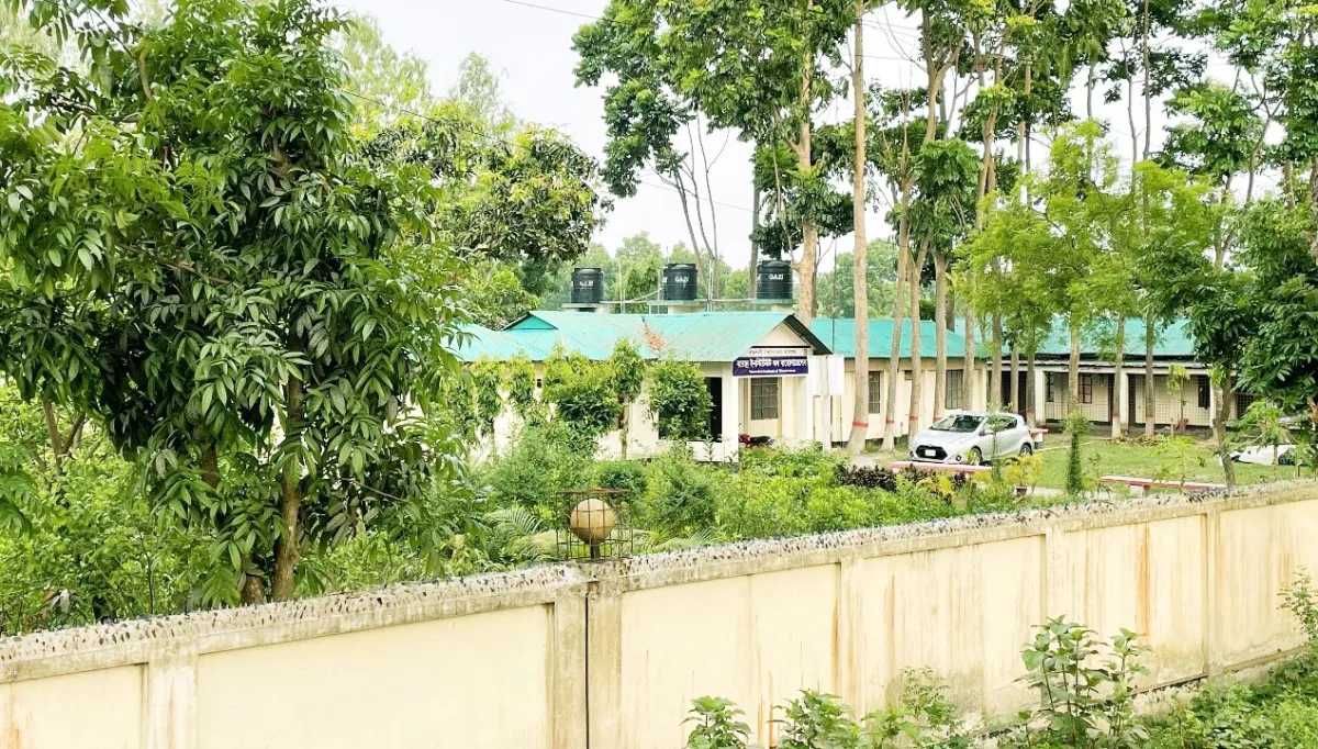 বরেন্দ্র ইনস্টিটিউট অব বায়োসায়েন্সেস ক্যাম্পাসের একাংশ