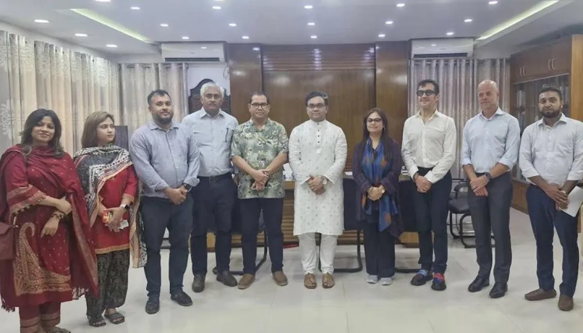 World bank delegation meets ju vc