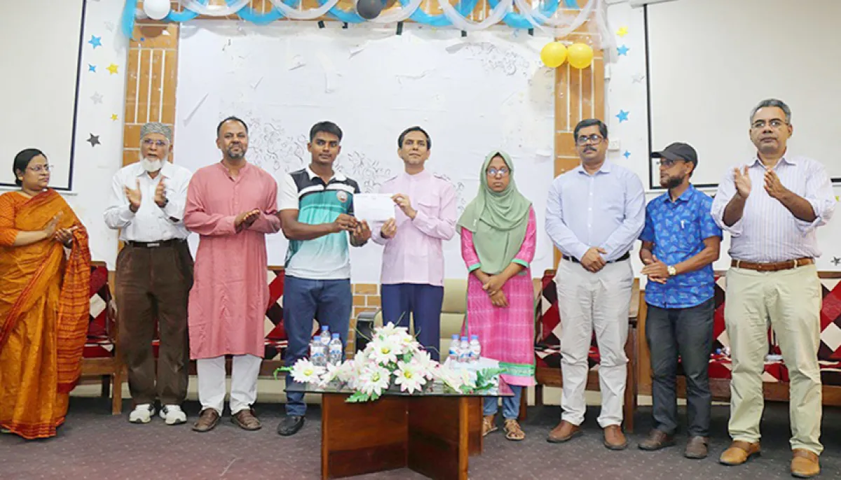 325 jnu students receive scholarships