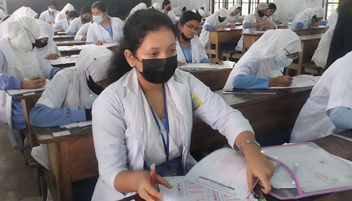 Hsc and equivalent exams begin in barisal