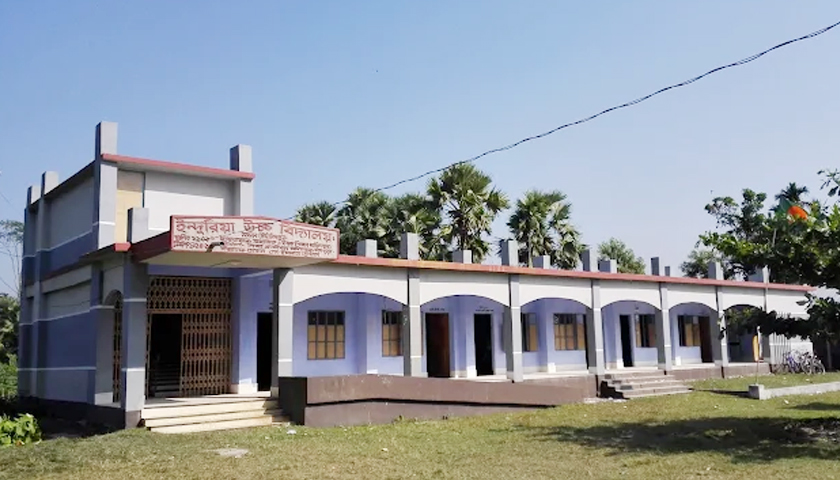 সরকারি বই বিক্রি: ধরা পড়ে শিক্ষক বললেন, ‘আমাদের ভুল হয়েছে’ | বই নিউজ 