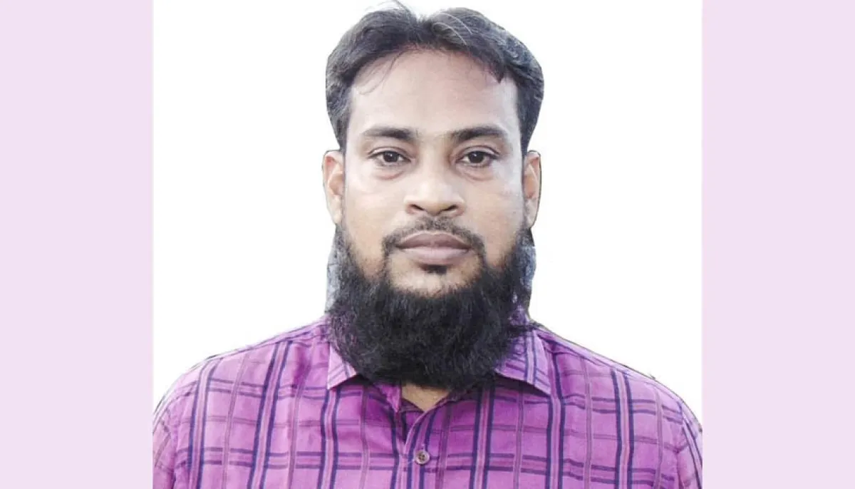 Government official accused of selling trees