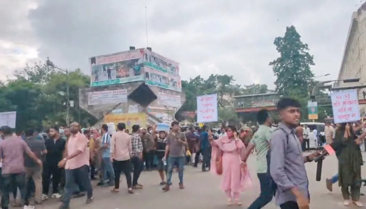 Protesters leave shahbagh traffic normalizes