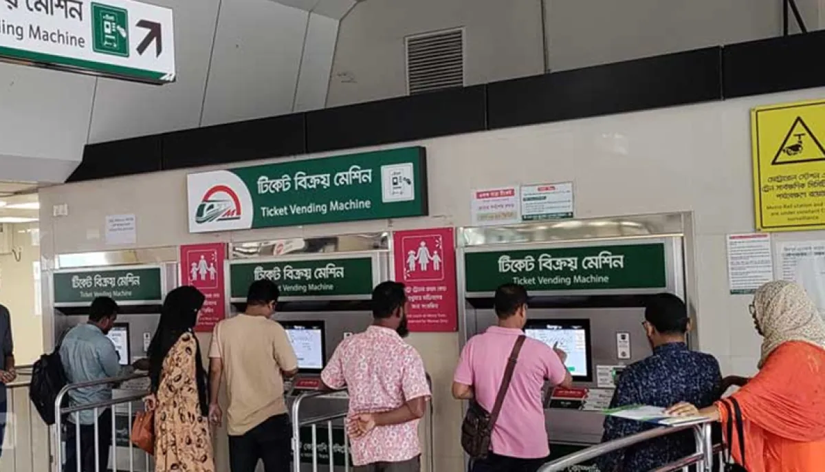 Metrorail booths not accepting new notes irony