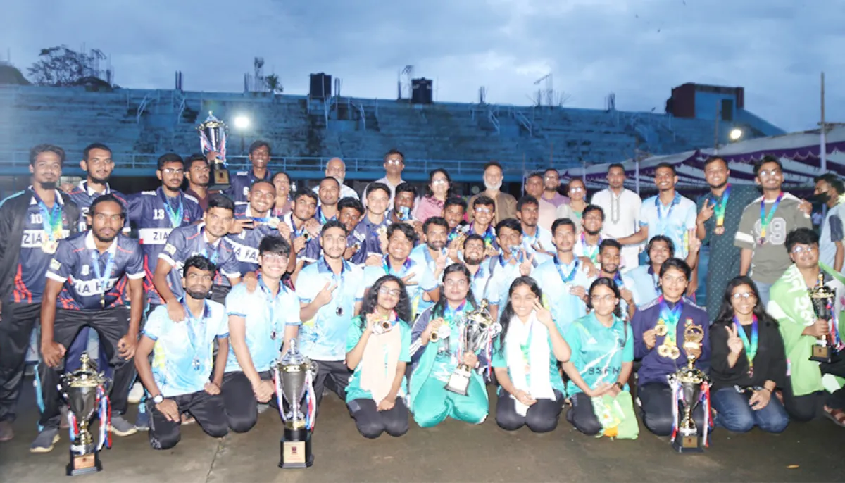 Freedom fighter ziaur rahman is the champion in swimming competition at du