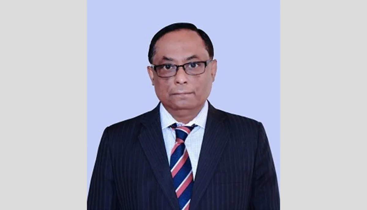 Hstu vc shares post calling for chief advisors resignation