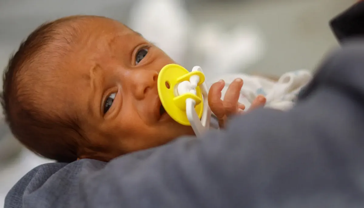 Hundreds of children in gaza at risk of death due to lack of milk