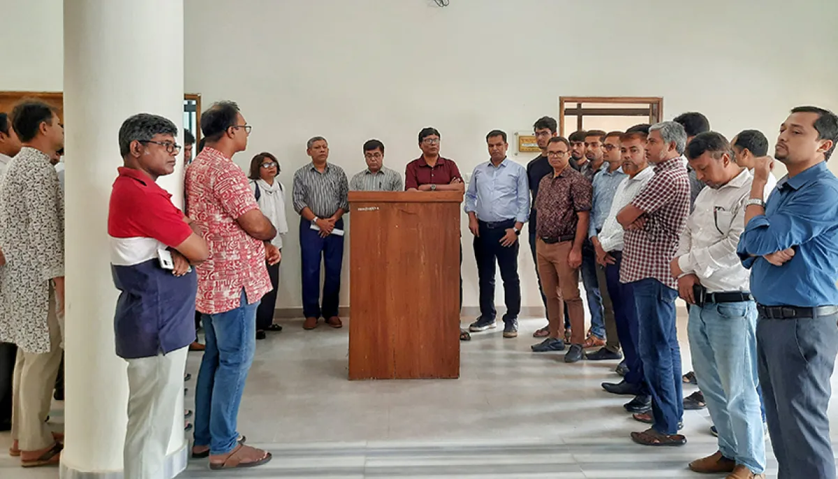 Public signatures at nazrul university demanding justice for july killers