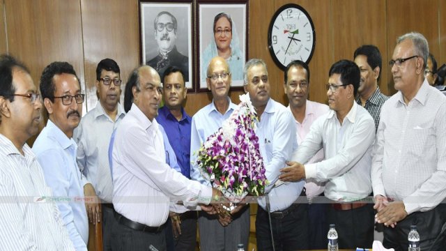 শিক্ষামন্ত্রীর সঙ্গে স্বাধীনতা বিসিএস সংসদের মতবিনিময় | সমিতি সংবাদ নিউজ 