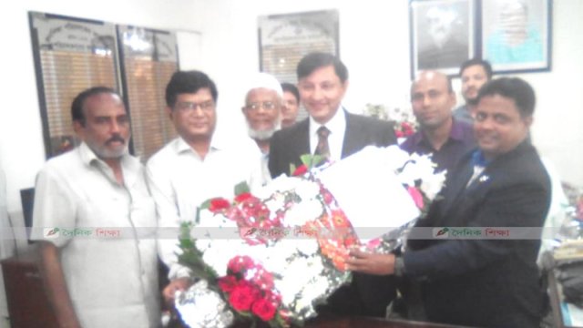 মহাপরিচালককে বাংলাদেশ শিক্ষক ইউনিয়নের অভিনন্দন | বিবিধ নিউজ 