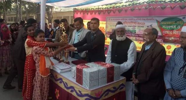 শিক্ষায় বঙ্গবন্ধুর অবদান নিয়ে স্মরণিকা প্রকাশে কমিটি গঠন | সমিতি সংবাদ নিউজ 