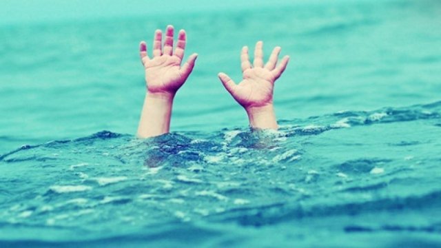 তুরাগ নদে গোসলে নেমে স্কুলছাত্রের মৃত্যু | স্কুল নিউজ 