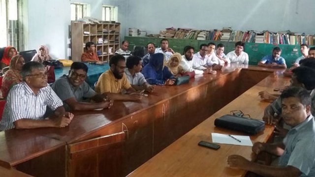 ড. ইউনূসসহ চার জনের বিরুদ্ধে মামলা | বিবিধ নিউজ 