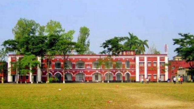 বিএম কলেজের হল সুপারের বিরুদ্ধে ছাত্রীদের পাল্টাপাল্টি অভিযোগ তদন্তে কমিটি | কলেজ নিউজ 