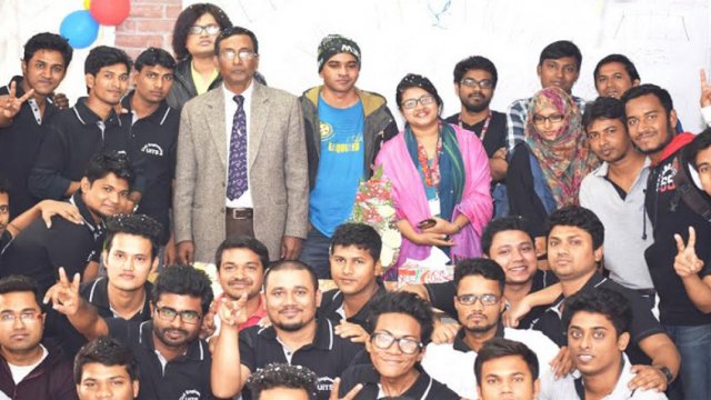 ইউআইটিএস গ্র্যাজুয়েটদের চীনা বৃত্তিতে সাফল্য | বিশ্ববিদ্যালয় নিউজ 