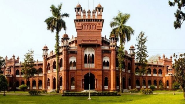 অপ্রাপ্তবয়স্ক ছাত্রীকে ধর্মান্তর করিয়ে বিয়ে, প্রধান শিক্ষক বরখাস্ত 