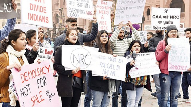 Thousands join India protests | University News 