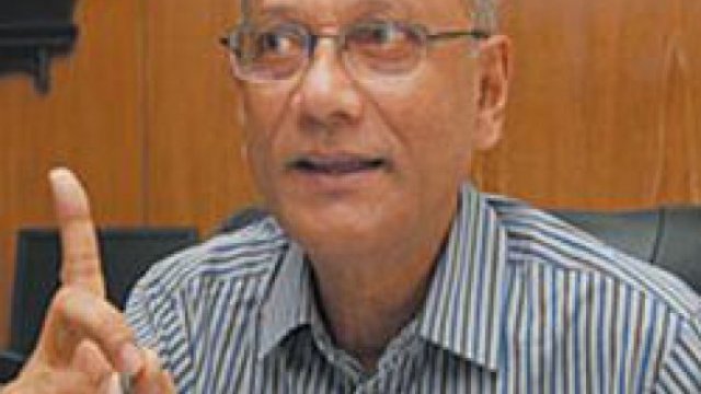 Education minister to find coaching-loving teachers | College News 