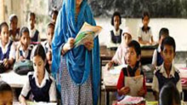 শিক্ষাসংস্কারে প্রথাগত চিন্তাধারা থেকে বেরিয়ে আসতে হবে | মতামত নিউজ 