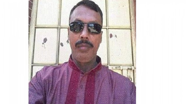 বেতন চাওয়ায় শিক্ষককে কোপালো ছাত্রের বাবা | মাদরাসা নিউজ 