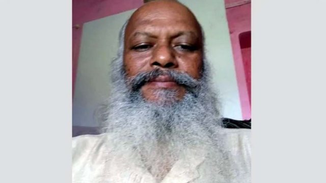 বঙ্গবন্ধু ও প্রধানমন্ত্রীর ছবি অবমাননা: প্রধান শিক্ষকের বিরুদ্ধে অভিযোগপত্র | বিবিধ নিউজ 