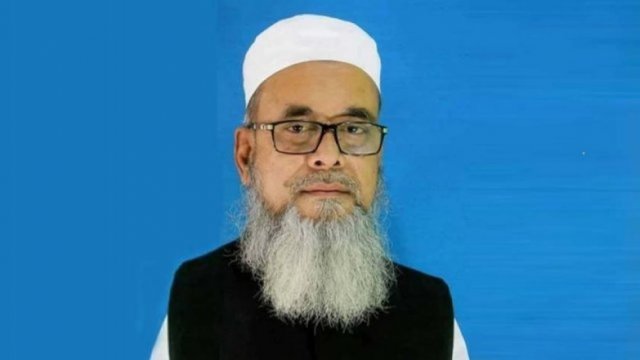 শিক্ষক পেটানো সেই চেয়ারম্যান বরখাস্ত | মাদরাসা নিউজ 