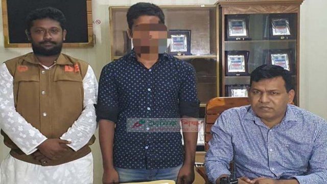 ডিবির অভিযানে নিখোঁজ স্কুলছাত্র উদ্ধার | বিবিধ নিউজ 