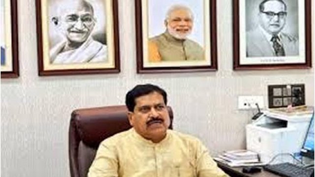 ভারতের রেল প্রতিমন্ত্রীর করোনায় মৃত্যু | বিবিধ নিউজ 