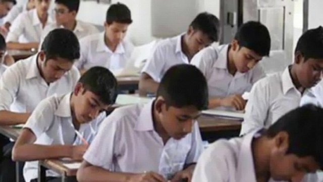 স্বাস্থ্যবিধি মেনে ‘ও’ এবং ‘এ’ লেভেল পরীক্ষা শুরু | ইংলিশ মিডিয়াম নিউজ 