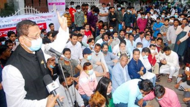 বঙ্গবন্ধুর ভাস্কর্য অপসারণের হুমকিদাতাদের গ্রেফতার দাবি | বিবিধ নিউজ 