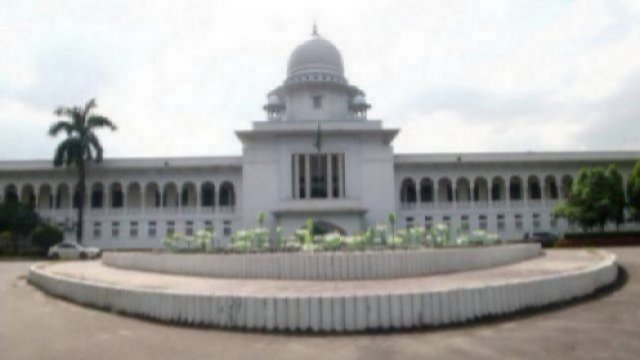 সংবাদপত্রকর্মীদের আয়কর কেন অবৈধ নয় : হাইকোর্ট | বিবিধ নিউজ 