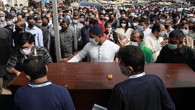 শেষ শয্যায় আইনের বাতিঘর সাংবাদিক মিজানুর রহমান খান | বিবিধ নিউজ 