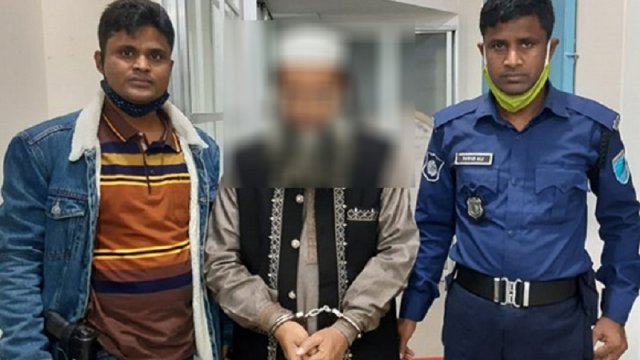 চিরকুট লিখে ধর্ষণের কথা জানালো ছাত্রী, মাদরাসার অধ্যক্ষ গ্রেফতার | মাদরাসা নিউজ 