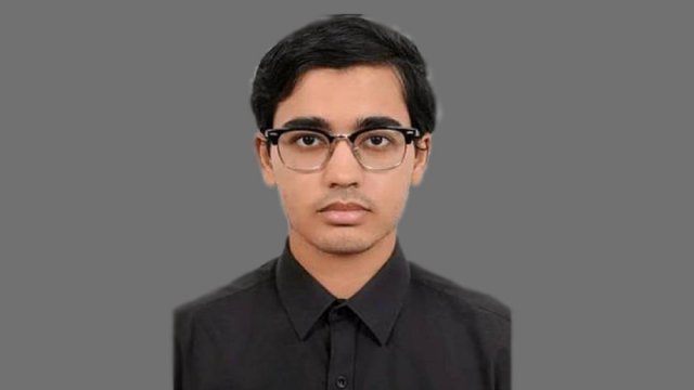 নিখোঁজ শিক্ষার্থীর লাশ দাফনের প্রায় দেড় মাস পর জানল পরিবার | বিবিধ নিউজ 