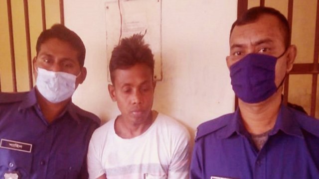 দ্বিতীয় শ্রেণির ছাত্রীকে ধর্ষণচেষ্টা, যুবক গ্রেফতার | স্কুল নিউজ 