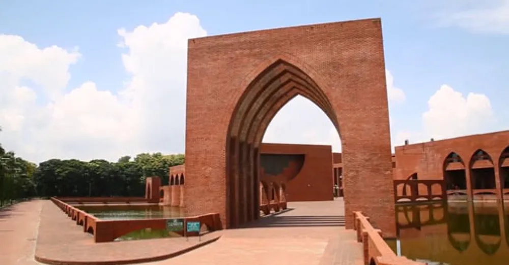 Applications invited for the post of vc of iut