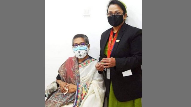 করোনা ভ্যাকসিন নিলেন শেখ রেহানা | করোনা আপডেট নিউজ 