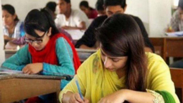 ডাক্তারি-ইঞ্জিনিয়ারিং পড়েও কেন অনেকে বিসিএস ক্যাডার হতে চান? | মেডিকেল নিউজ 