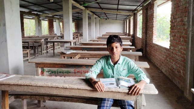 শ্রেণিকক্ষে সপ্তাহে থাকতে হবে ১৩ ঘণ্টা 